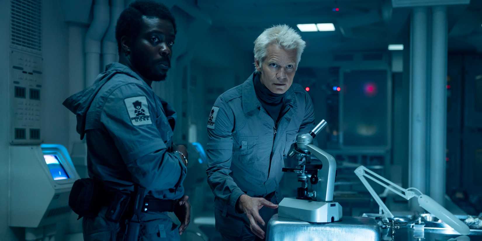Smee (Jonathan Ajayi) and Kirsh (Timmy Olyphant) conducting research in Alien: Earth
