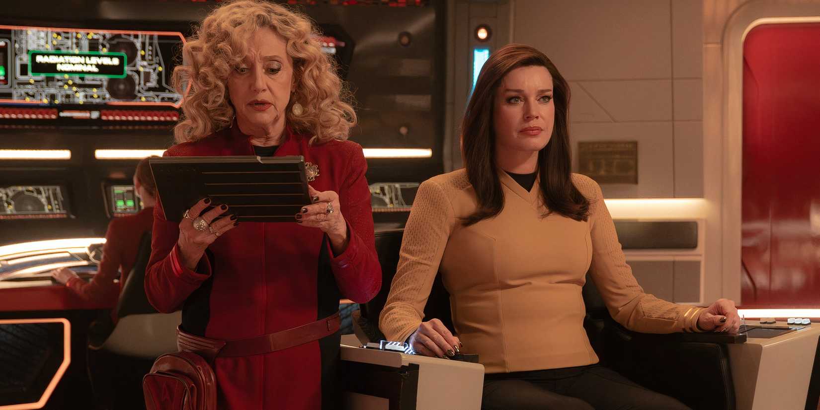 Commander Pelia and Number One In Star Trek: Strange New Worlds