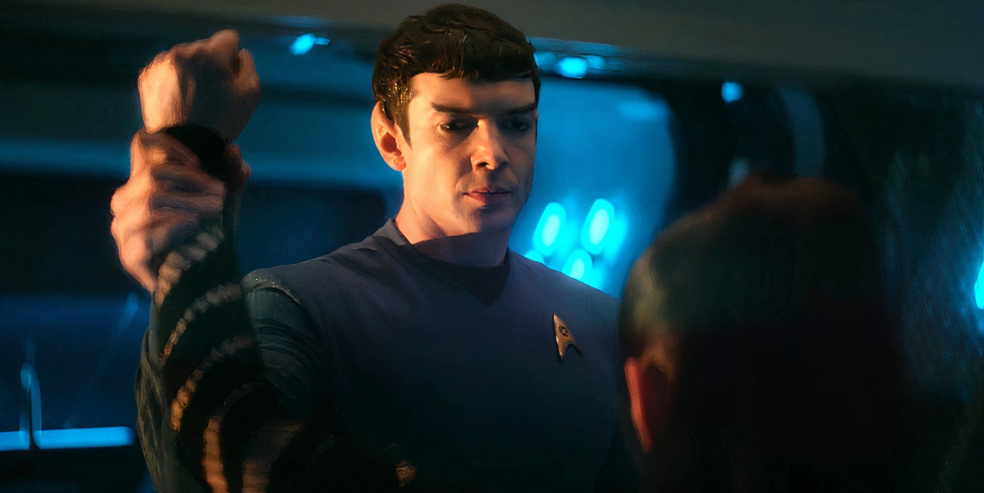 Strange New Worlds Recreates Controversial Spock Vs. Khan Fight In Star Trek Into Darkness