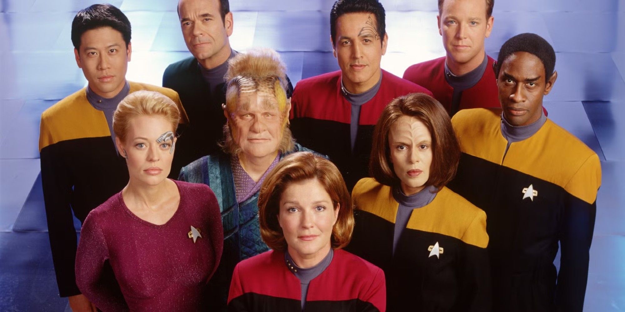 Star Trek: Voyager's Comic Sequel Debuts To Mixed Reactions From Fans