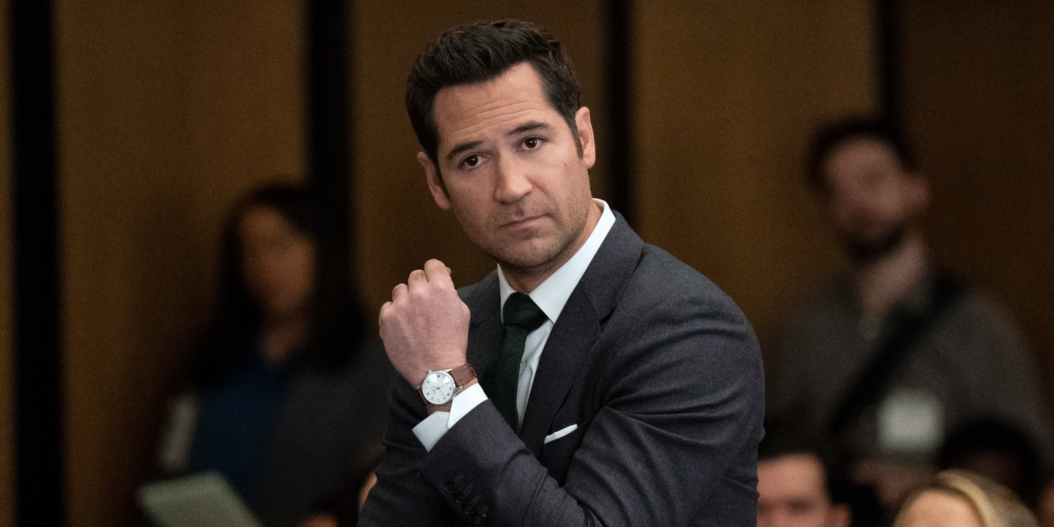 20 Best Netflix Book Adaptations, Ranked: From The Queen's Gambit to Mindhunter