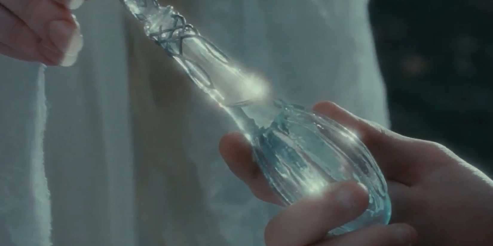 The Phial of Galadriel is a Silmarils in Lord of the Rings