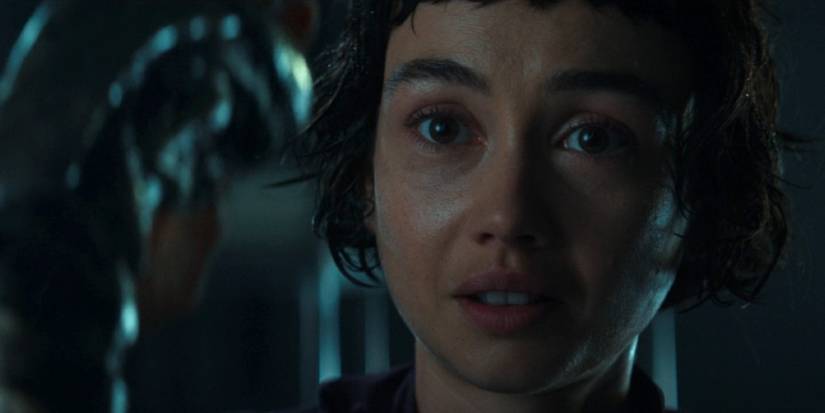 Wendy petting a Chestburster in Alien Earth episode 4