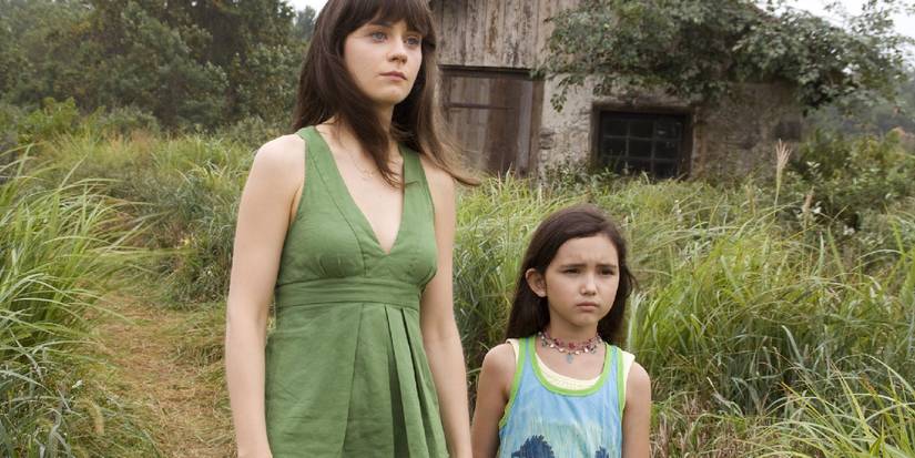 Zooey Deschanel looking worried in The Happening