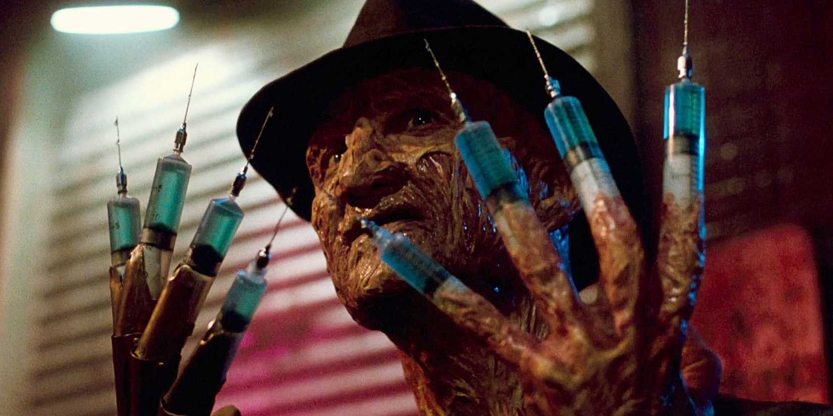 Freddy Krueger exibe mãos feitas de seringas em A Hora do Pesadelo 3