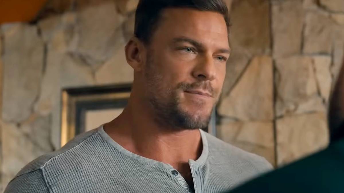 Playdate Trailer: Alan Ritchson & Kevin James Star in Prime Video ...