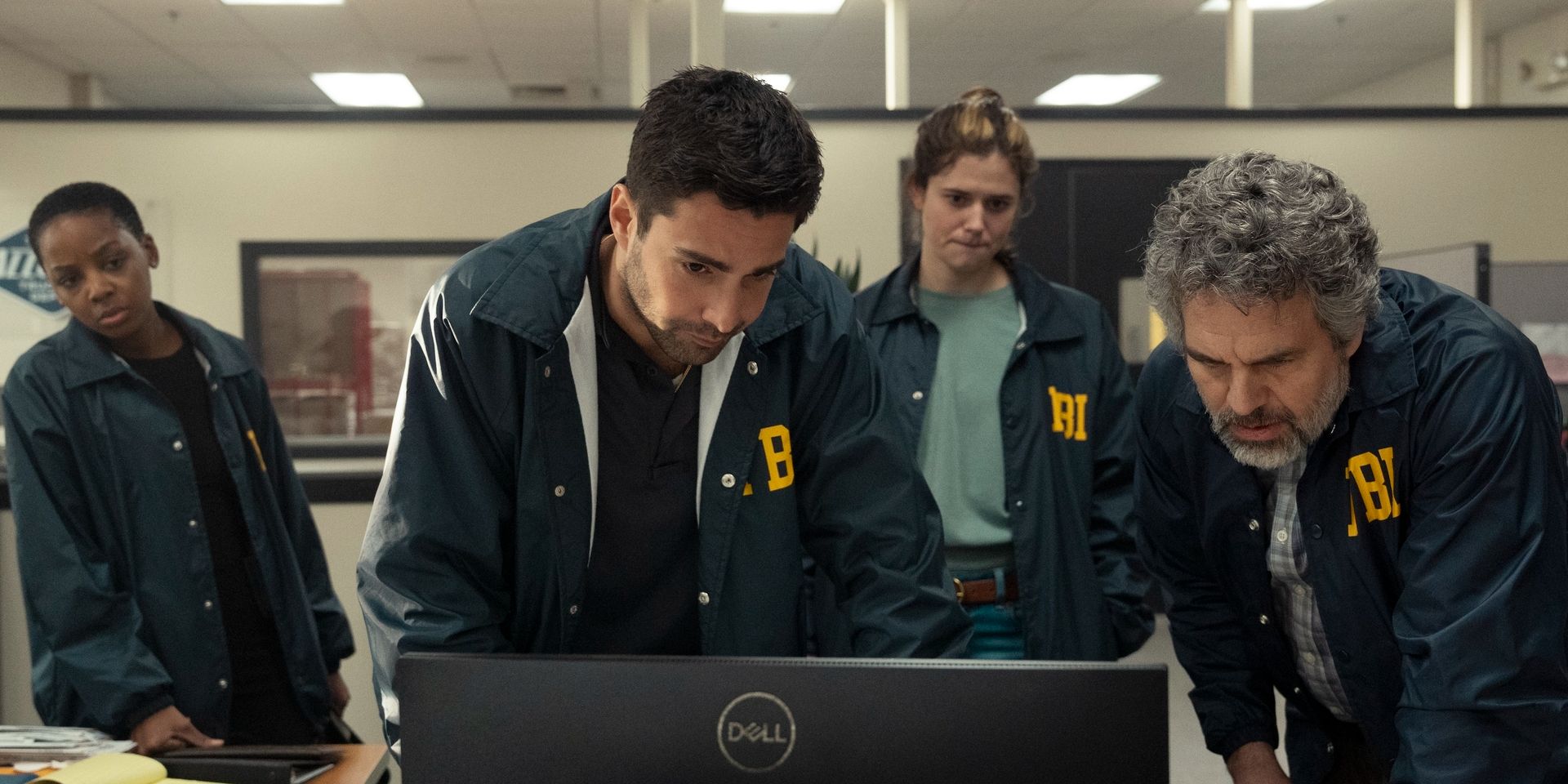 Aleah Grasso, Lizzie e Tom em Task.