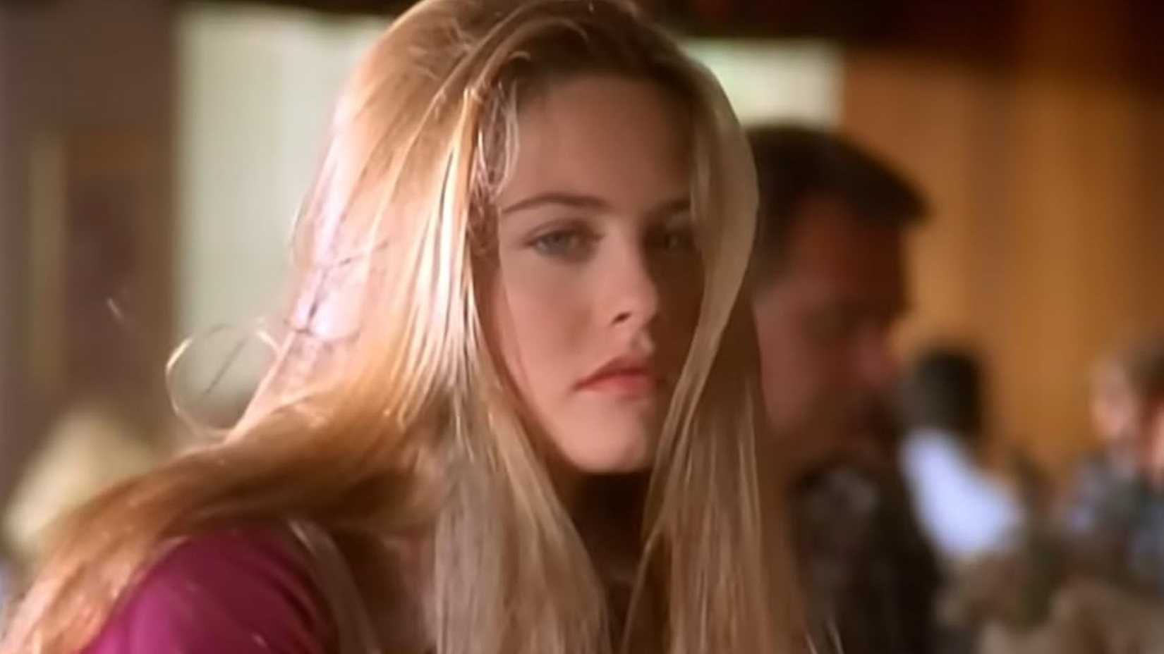 Alicia Silverstone in the Aerosmith video Cryin