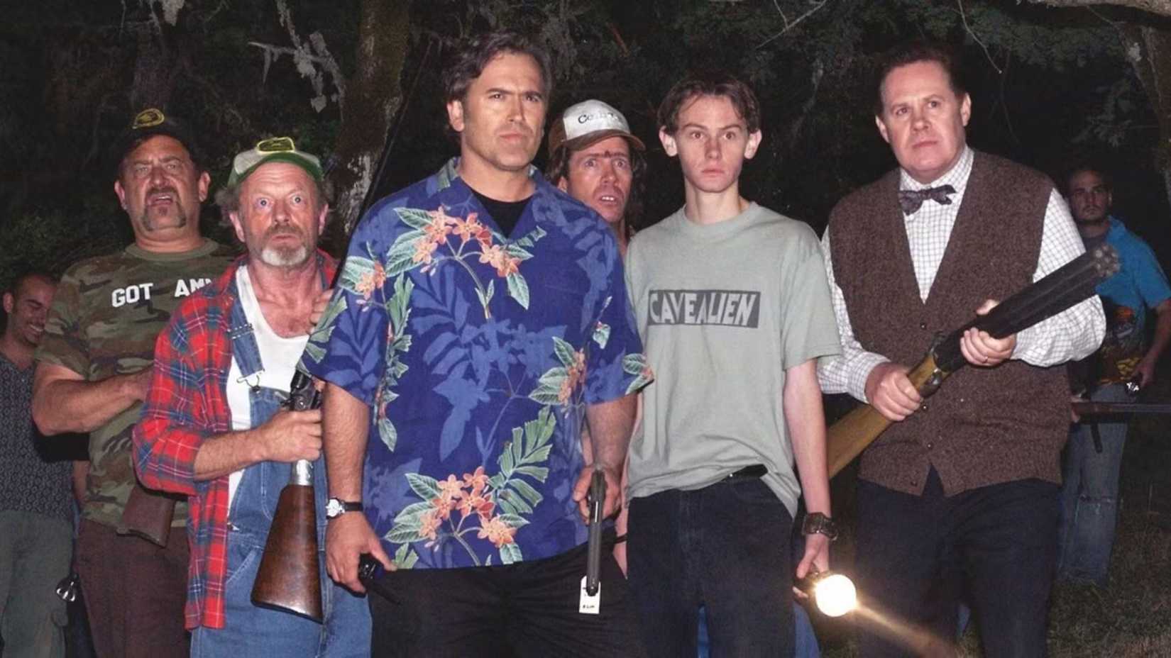Bruce Campbell como ele mesmo em Meu Nome é Bruce