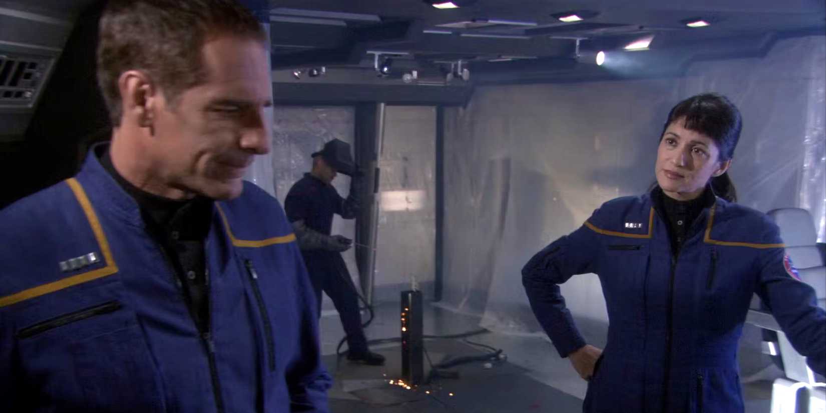 Captain Archer and Hernandez in Star Trek Enterprise