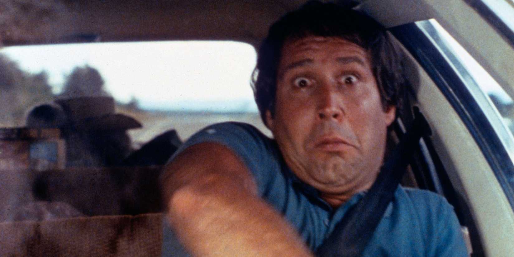 Chevy Chase em uma cena do filme National Lampoon's Vacation