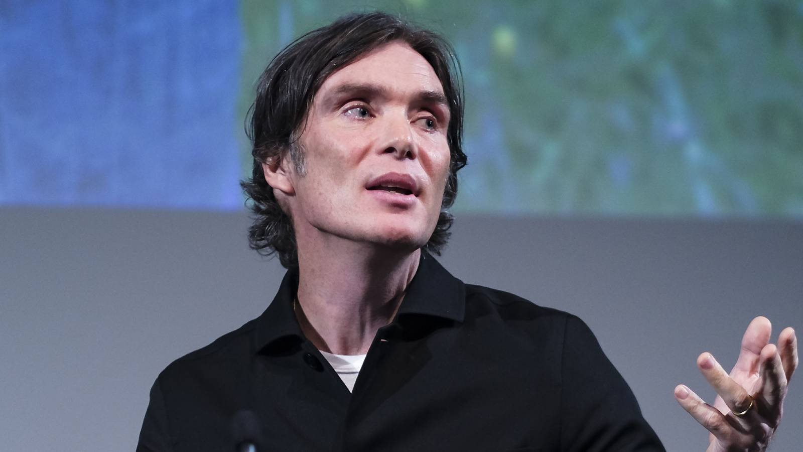 Image for Cillian Murphy's Oscar-Winning Direction from Christopher Nolan