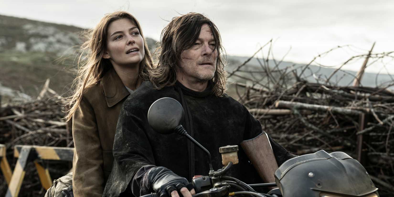 daryl and justina on a motorcycle together in the walking dead daryl dixon season 3 episode 7