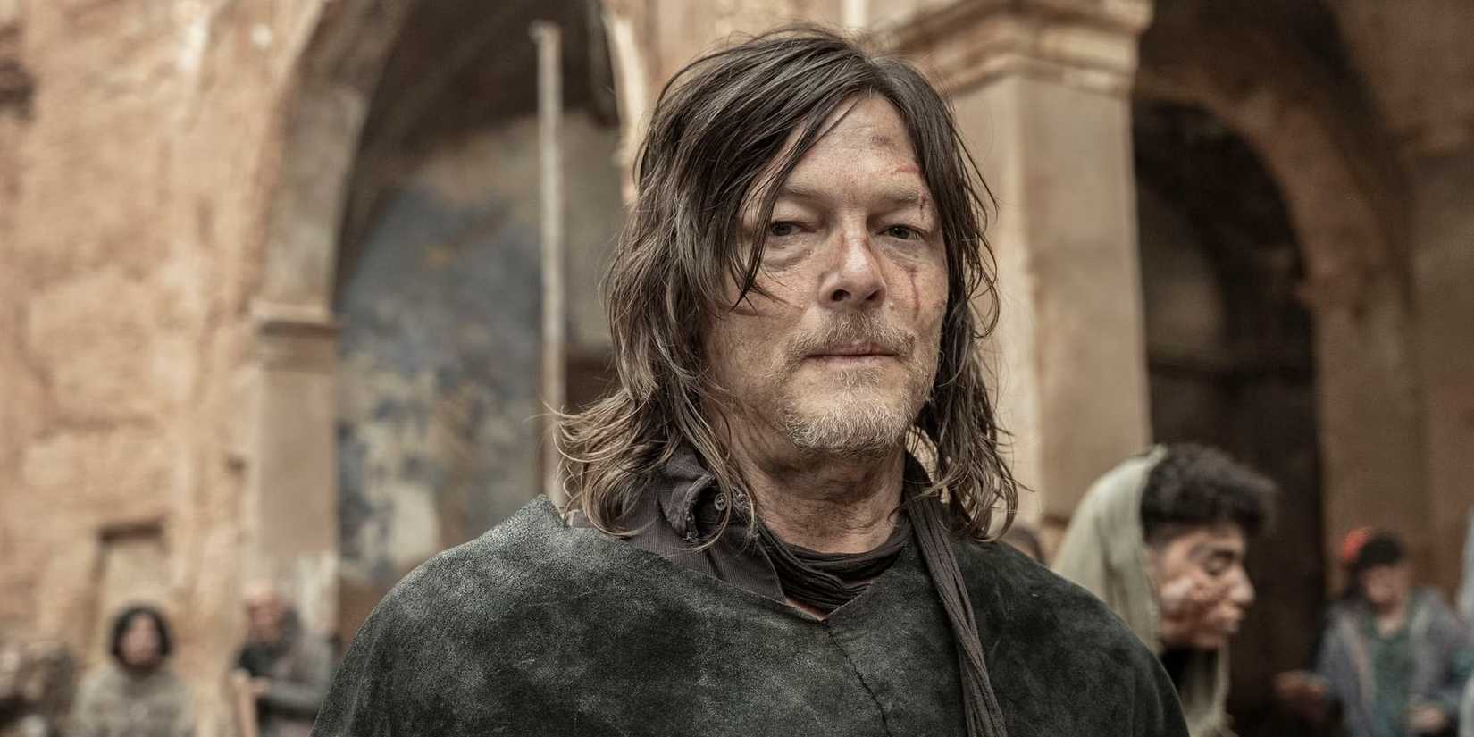 Norman Reeuds as Daryl Dixon standing in the Spanish desert community in The Walking Dead: Daryl Dixon season 3, episode 5