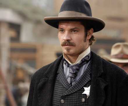 Western TV’s Greatest Closing Line Is Still Untouchable After 20 Years 2 Timothy Olyphant as Sheriff Seth Bullock in Deadwood