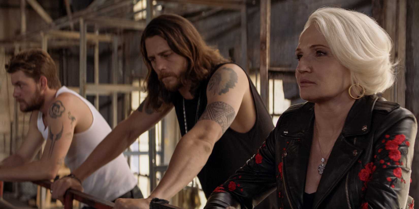 Deran, Craig and Smurf in the Animal Kingdom episode Jackpot