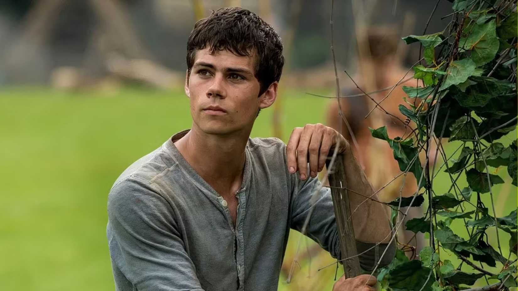 Dylan O'Brien como Thomas em Maze Runner