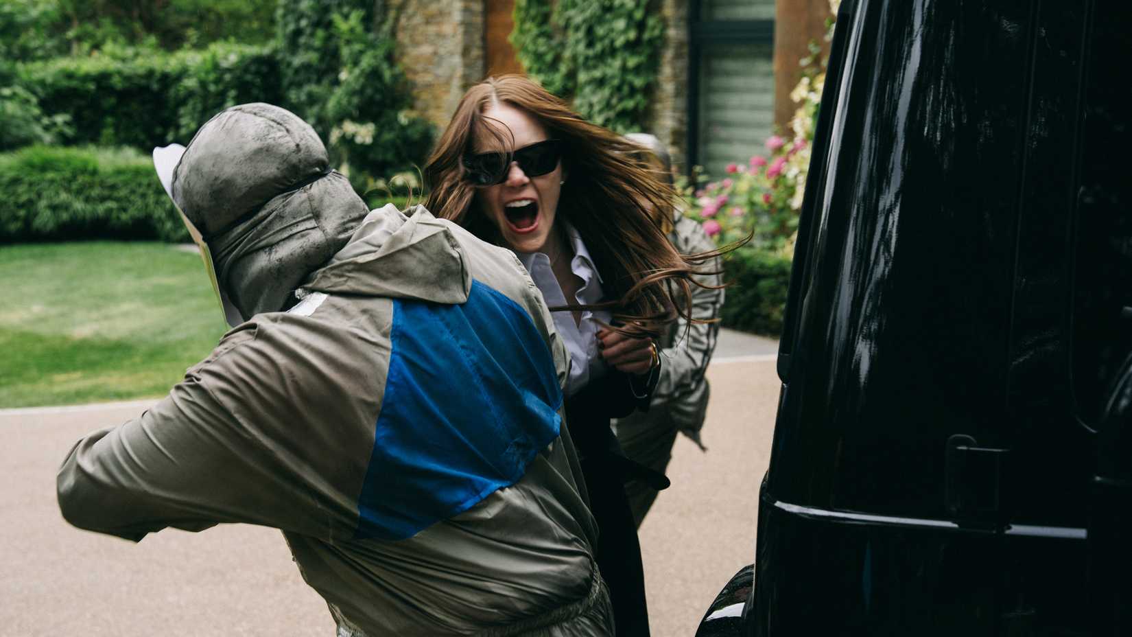 Emma Stone como Michelle em Bugonia