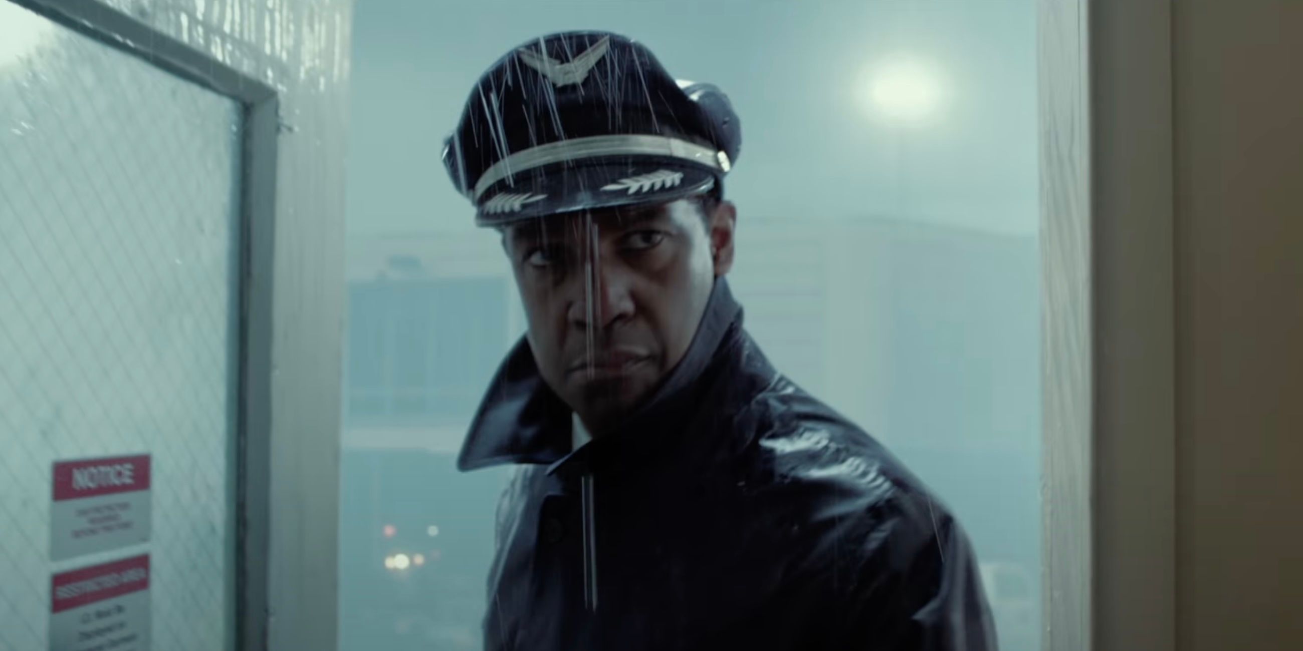 Denzel Washington in Flight
