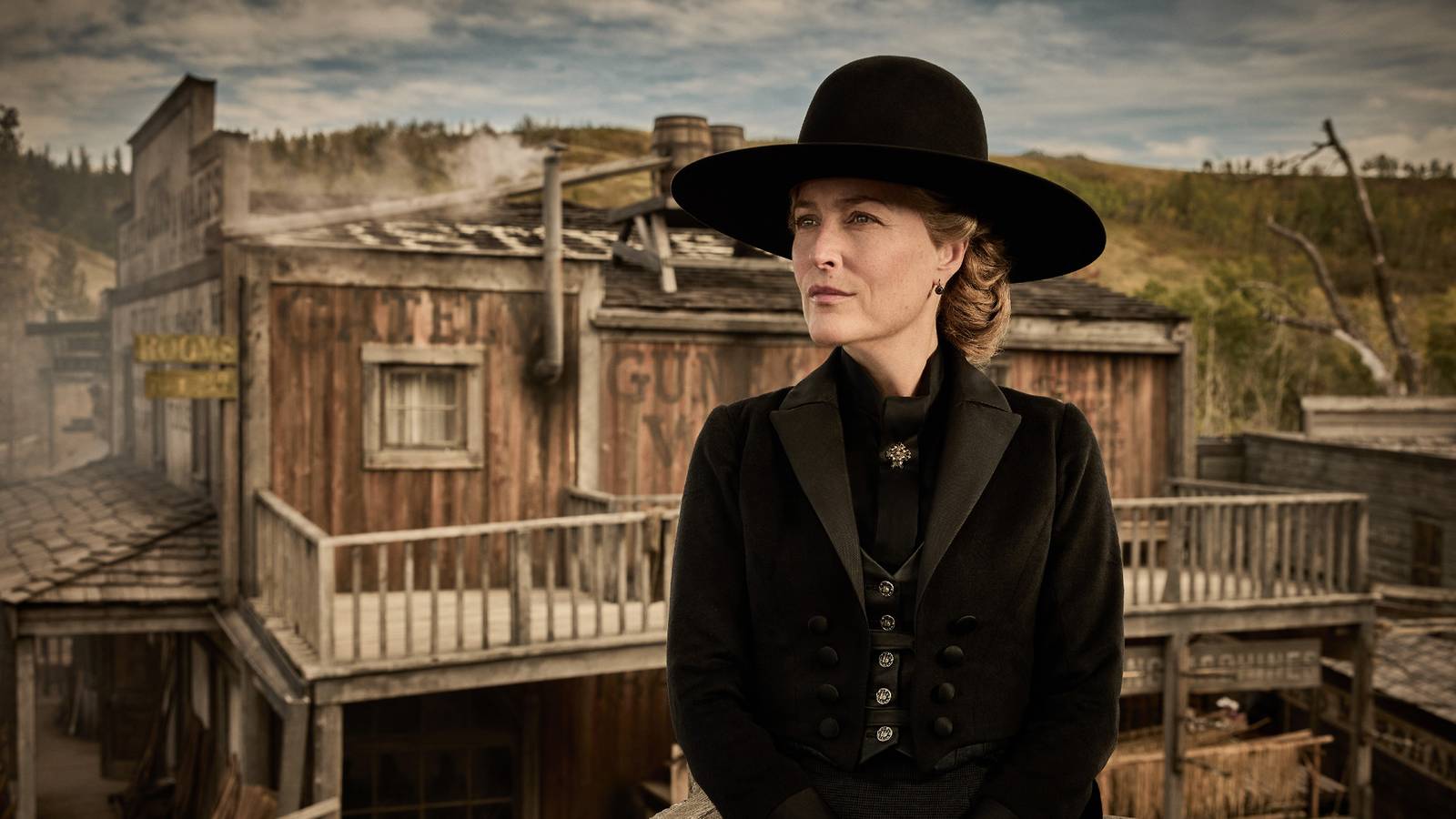 Gillian Anderson as Constanve Van Ness in The Abandons on Netflix 