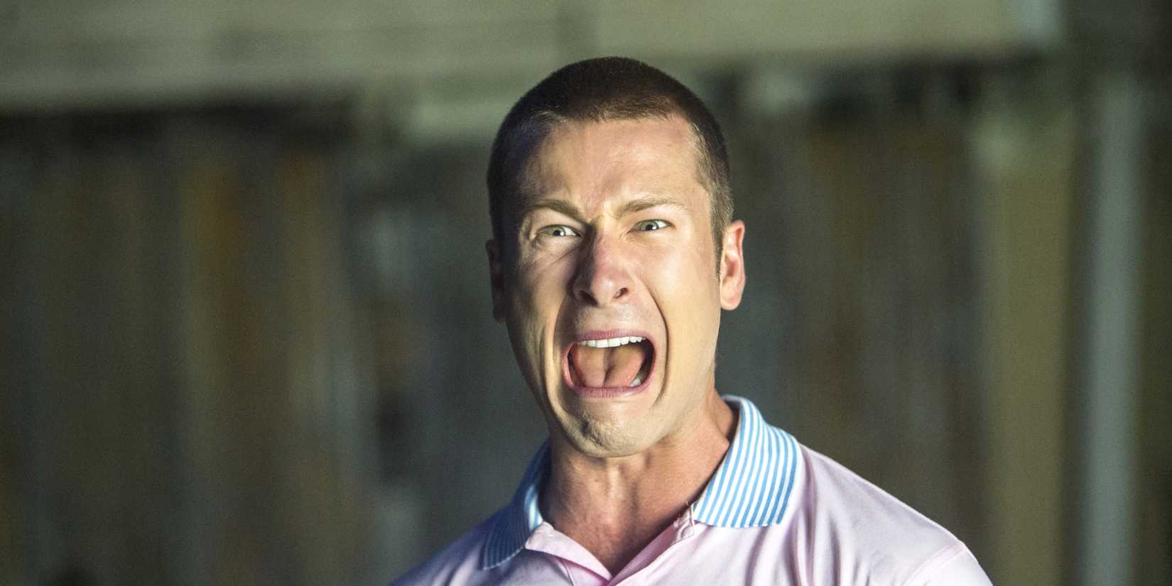 Glen Powell's Chad screams in Scream Queens