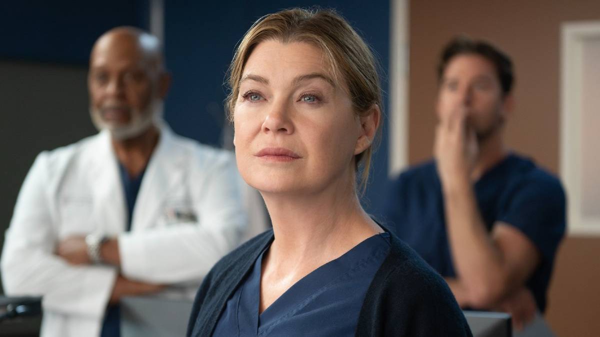 Grey's Anatomy's Ellen Pompeo (Meredith Grey) With James Pickens Jr. (Richard Webber) and Scott Speedman (Nick Marsh) In Background