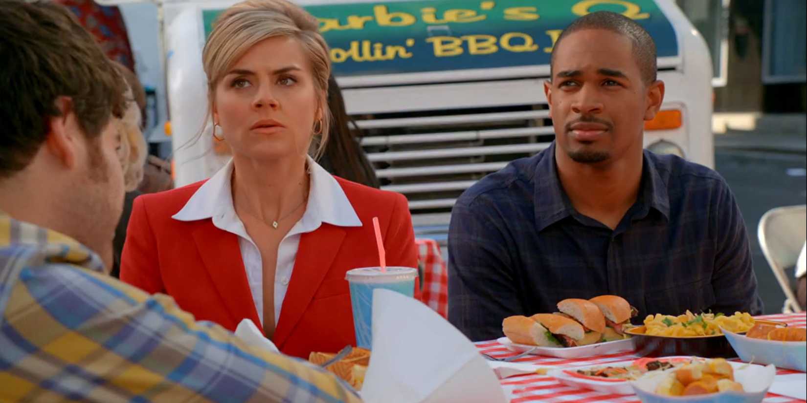 Jane e Brad em Happy Endings