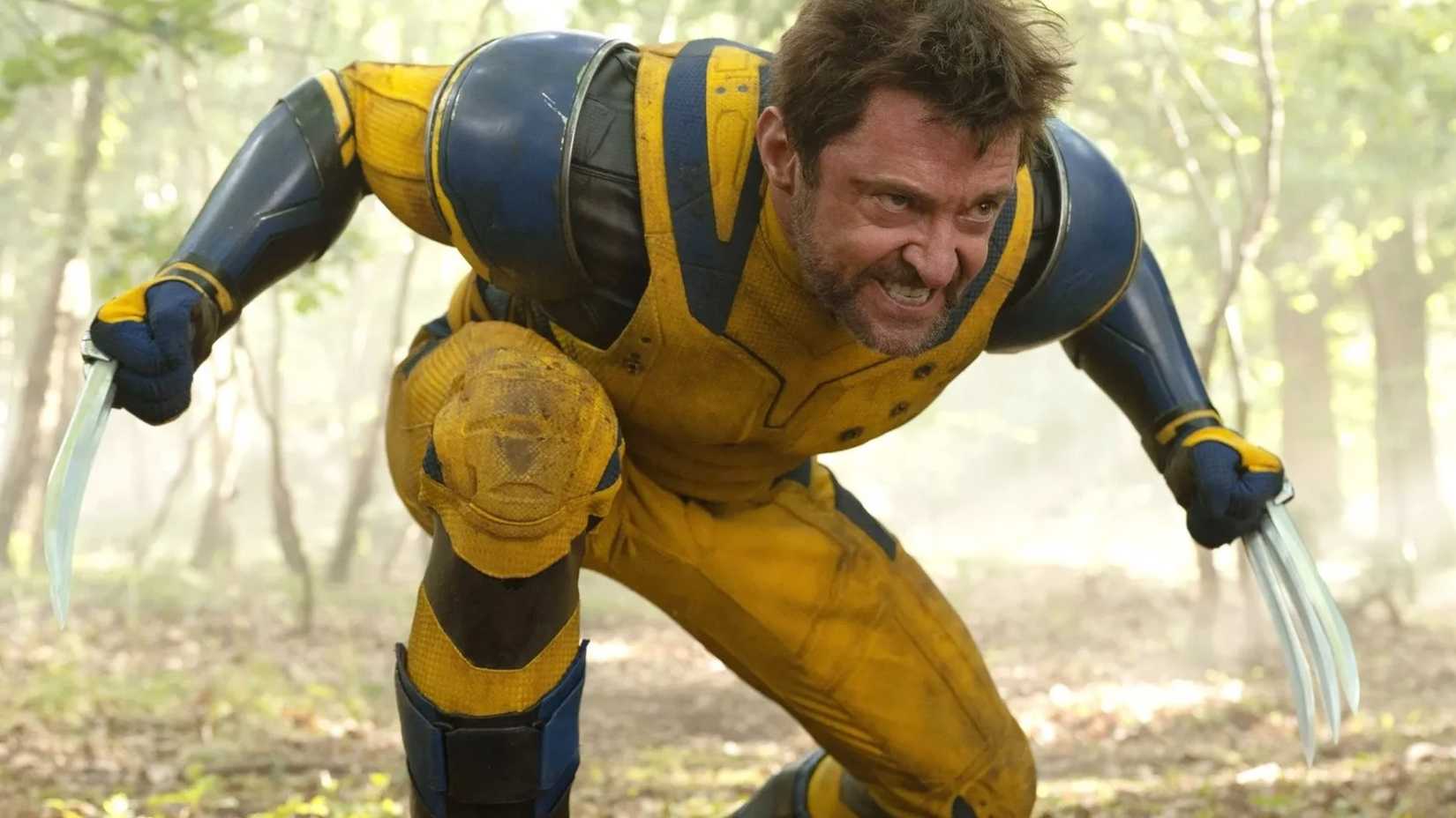 hugh jackman wolverine crouching to attack