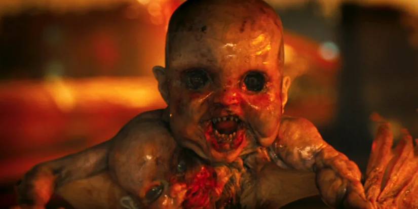 Bebê demônio em It: Welcome to Derry
