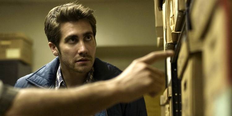 jake-gyllenhaal-as-robert-graysmith-in-zodiac Se7en Meets Zodiac in Netflix’s 74-Episode Psychological Thriller That’ll Keep You Hooked