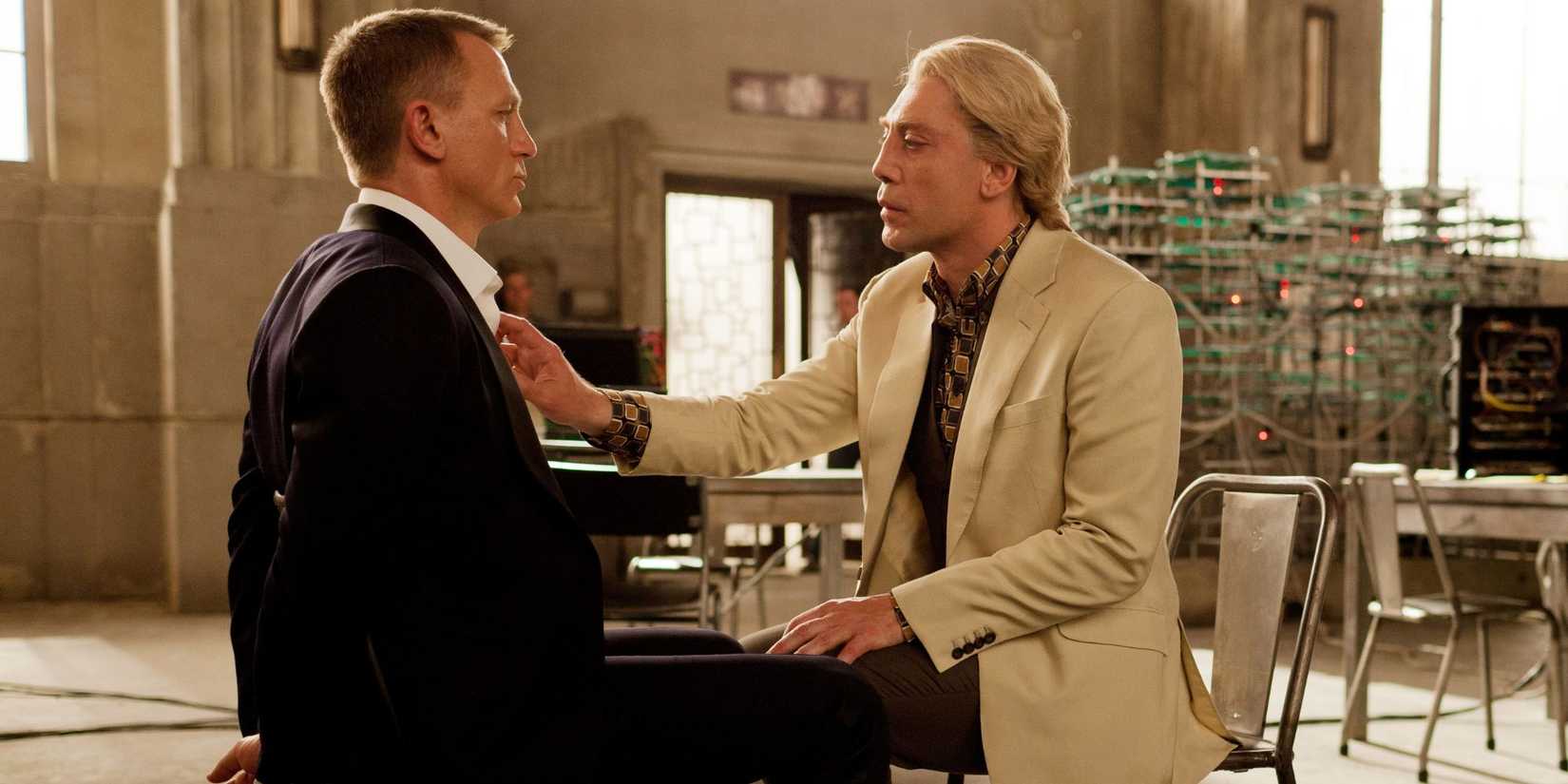 Javier Bardem as Silva with Daniel Craig as James Bond in Skyfall