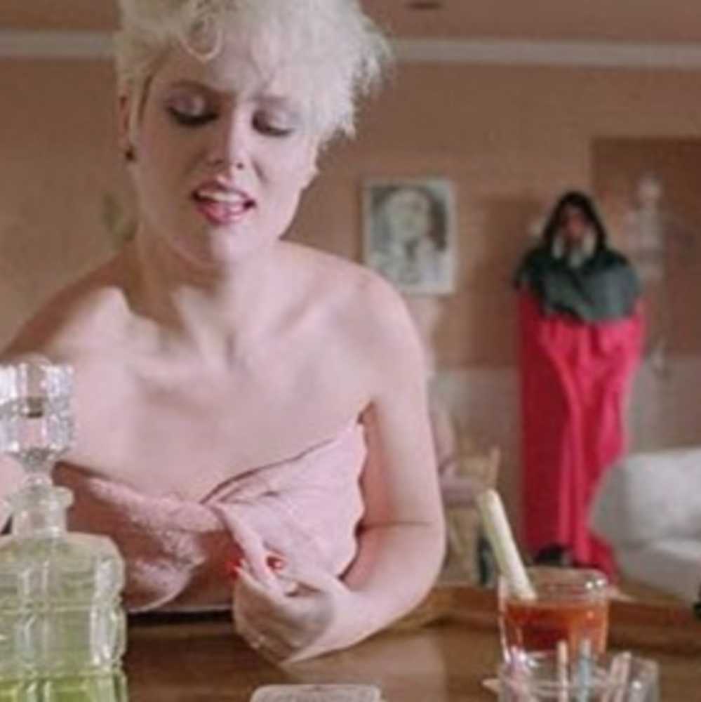 Jeanna Fine em Hack-O-Lantern (1988)