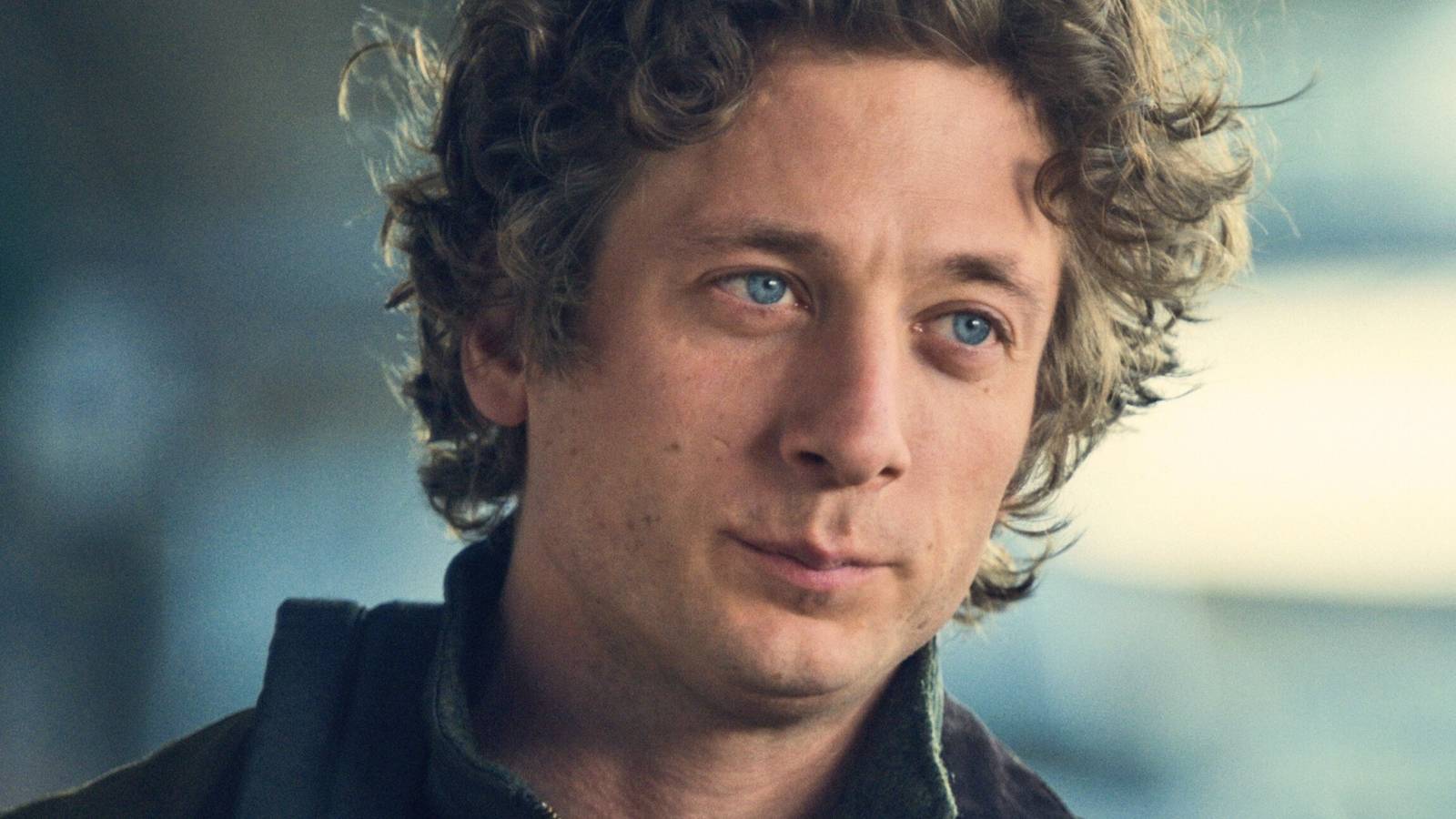Jeremy Allen White Backtracks Controversial MCU Audition Comments & Responds To Wolverine Fancasting