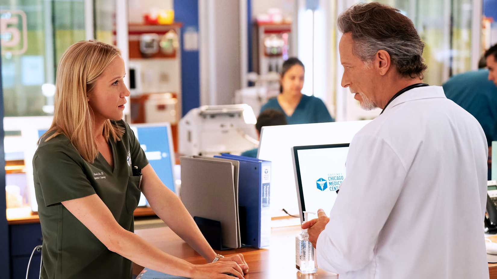 jessy schram as hannah asher and steven weber as dean archer in chicago med season 11 episode 1