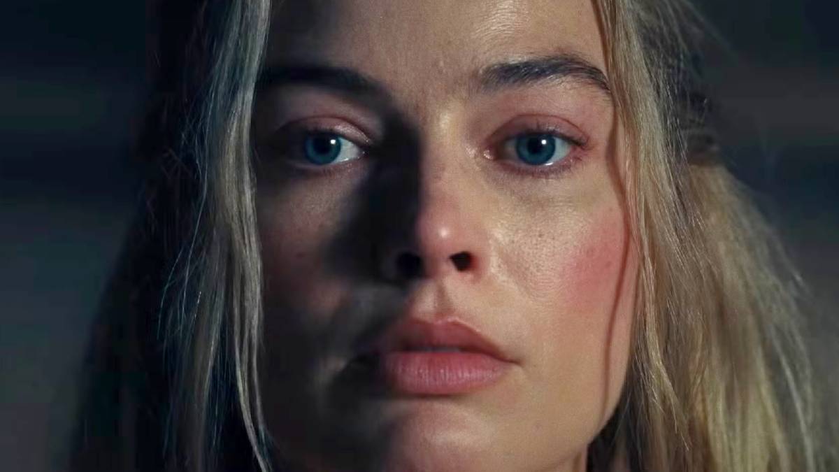 Margot Robbie in the Wuthering Heights trailer
