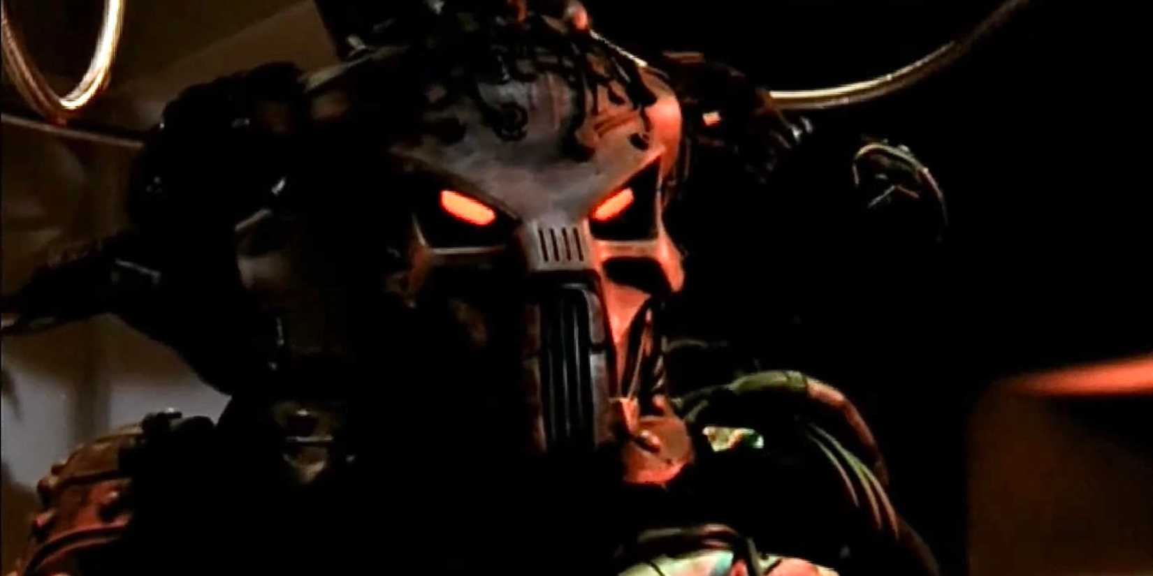 Corpo robótico de Moloch em Buffy the Vampire Slayer