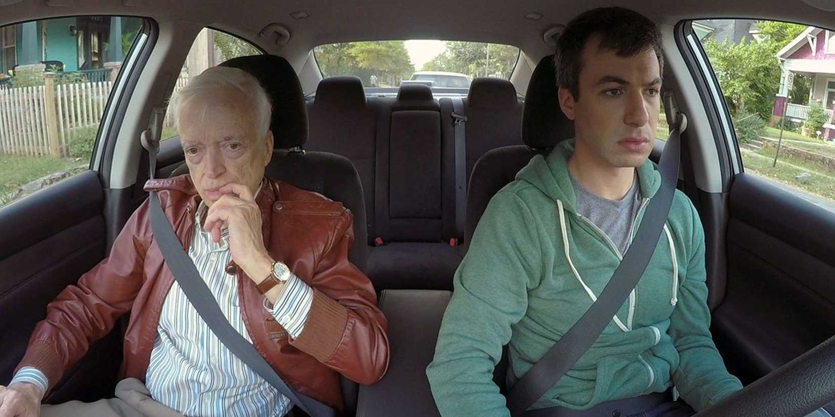 Nathan e Bill Heath no carro em Nathan for You Finding Frances