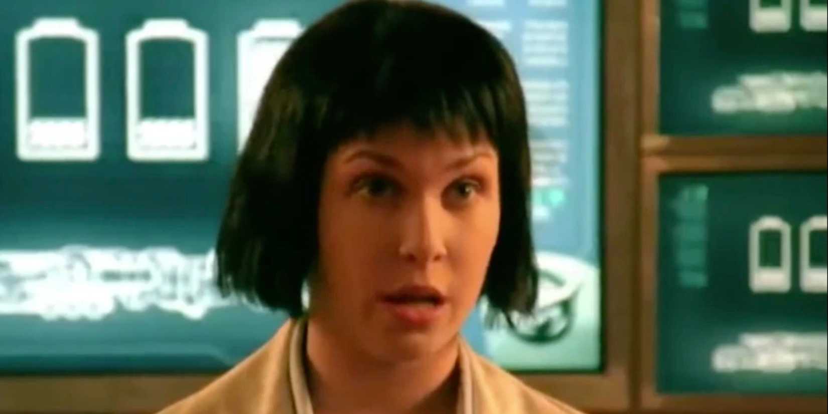 Olivia Tennet como Doutora K em Power Rangers