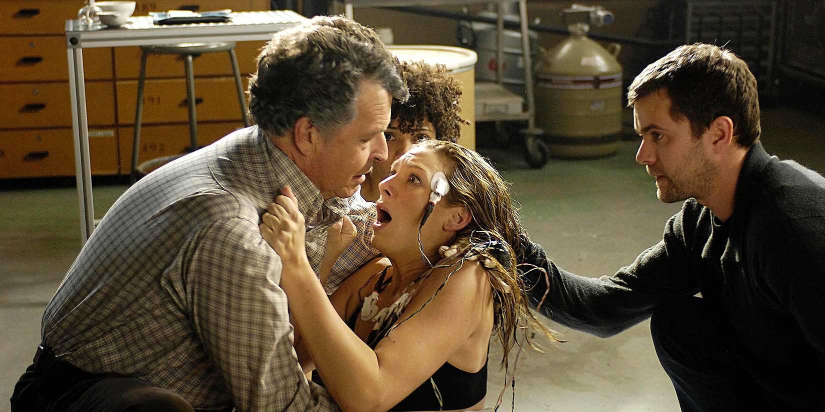 Olivia, Walter, and Peter in Fringe