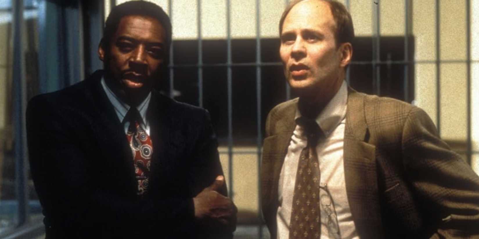 Ernie Hudson and Terry Kinney in the pilot episode of Oz