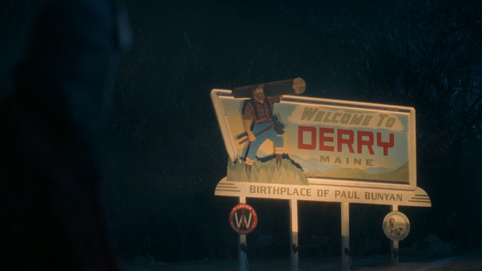 Placa de Paul Bunyan em It: Welcome to Derry