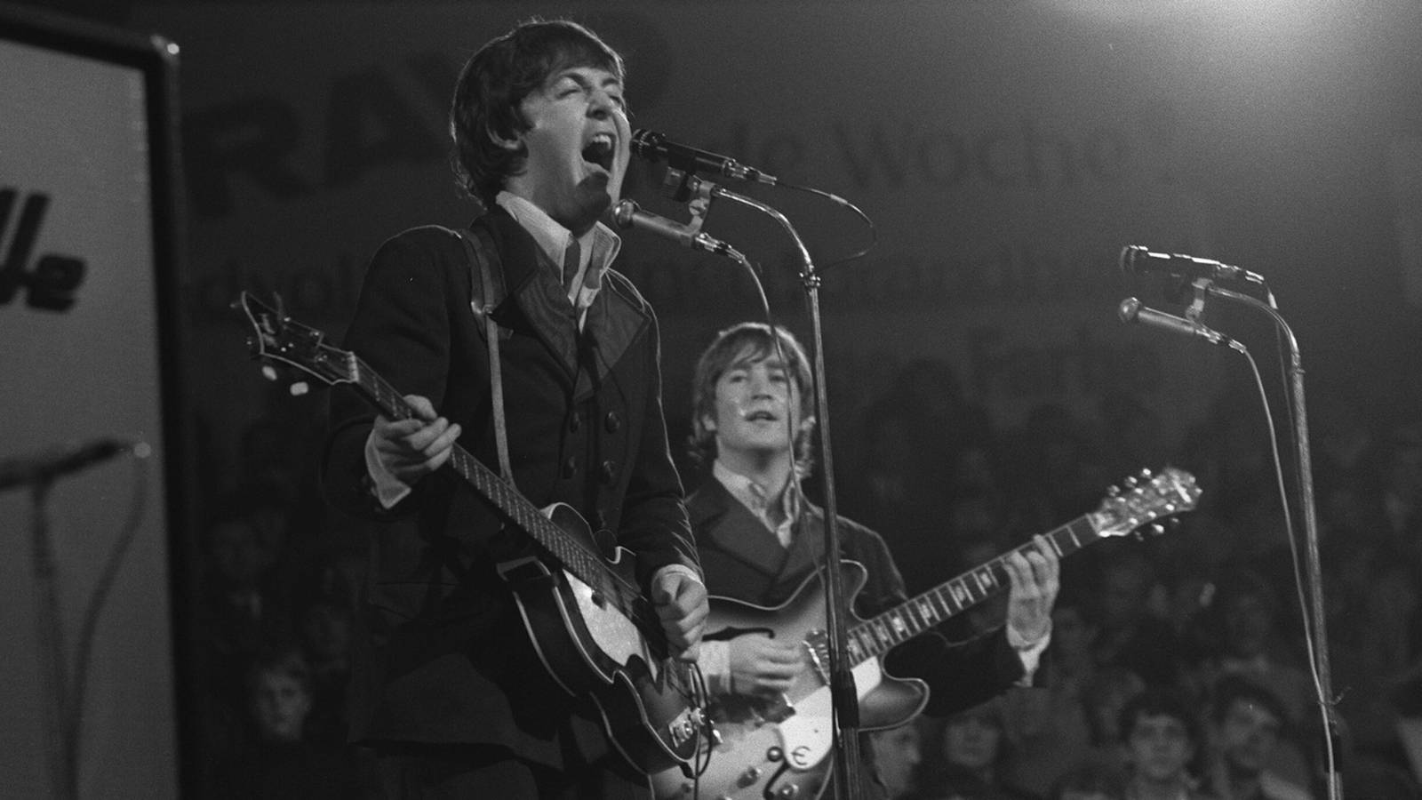 ohn Lennon’s Voice Was "Sandpaper": The Secret Behind Rock’s Rawest Vocal 🎸