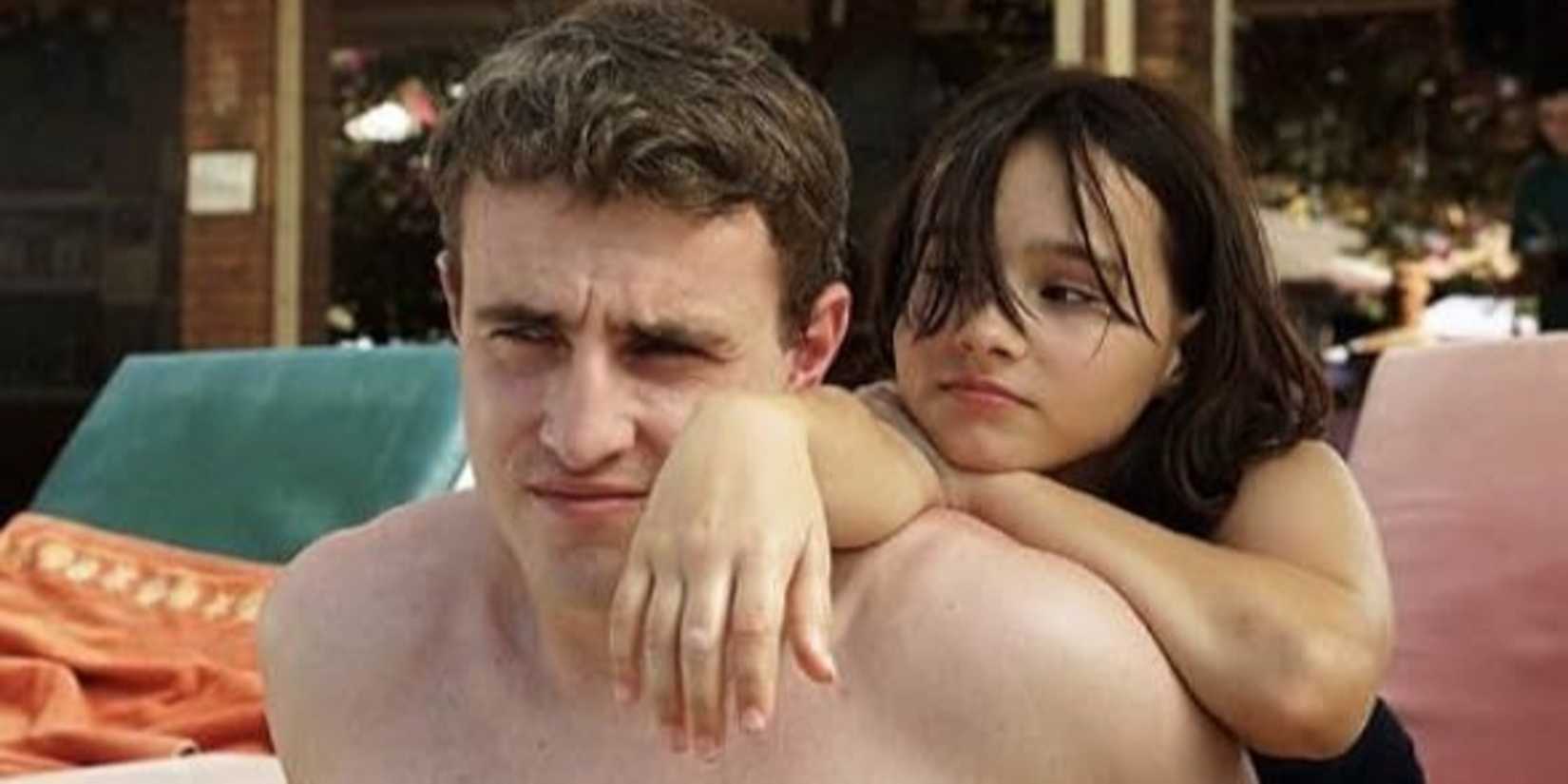 Paul Mescal como Calum Patterson e Frankie Corio como Sophie Patterson em Aftersun (2022)