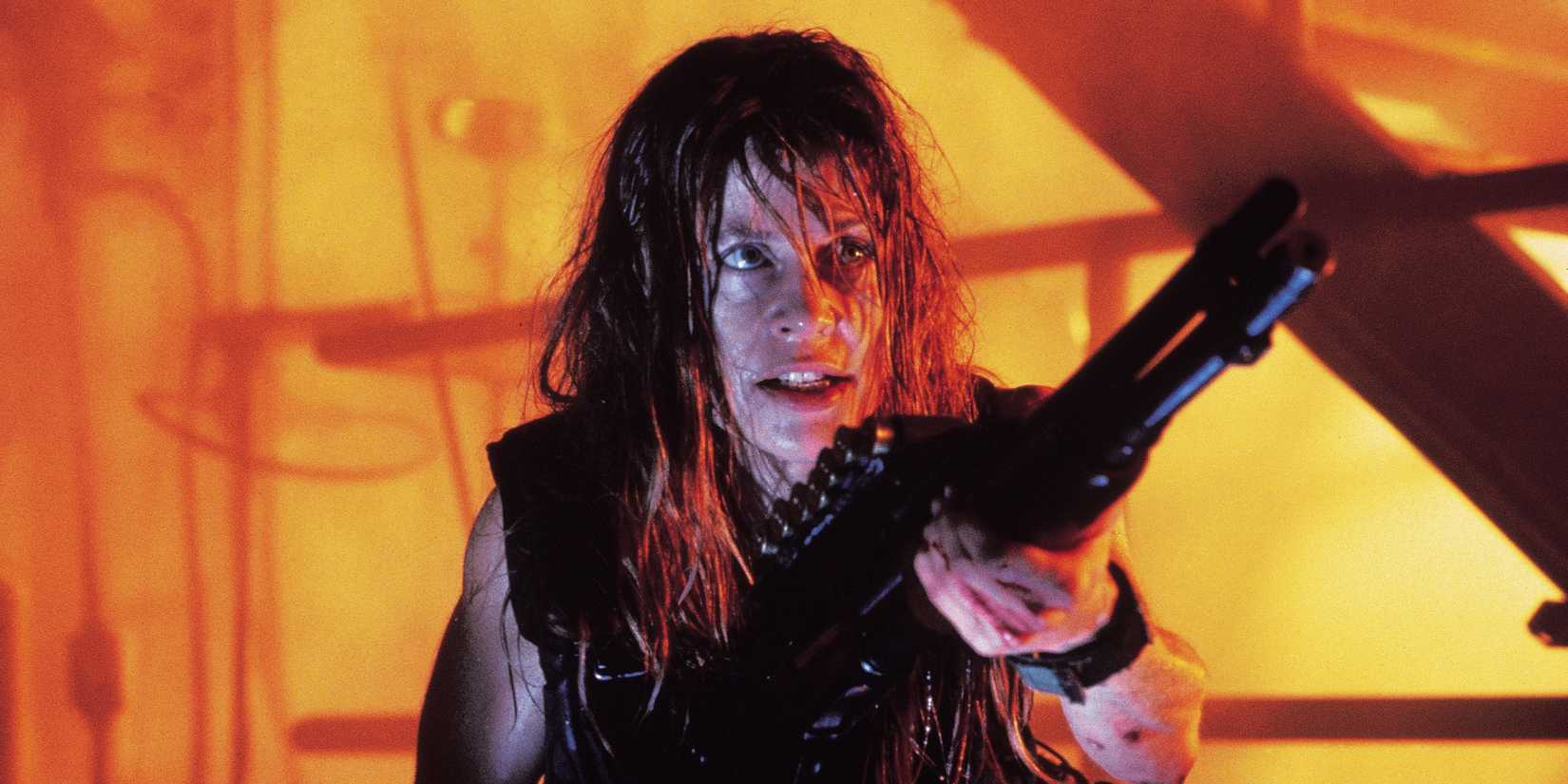 Linda Hamilton como Sarah Connor em 'O Exterminador do Futuro 2'