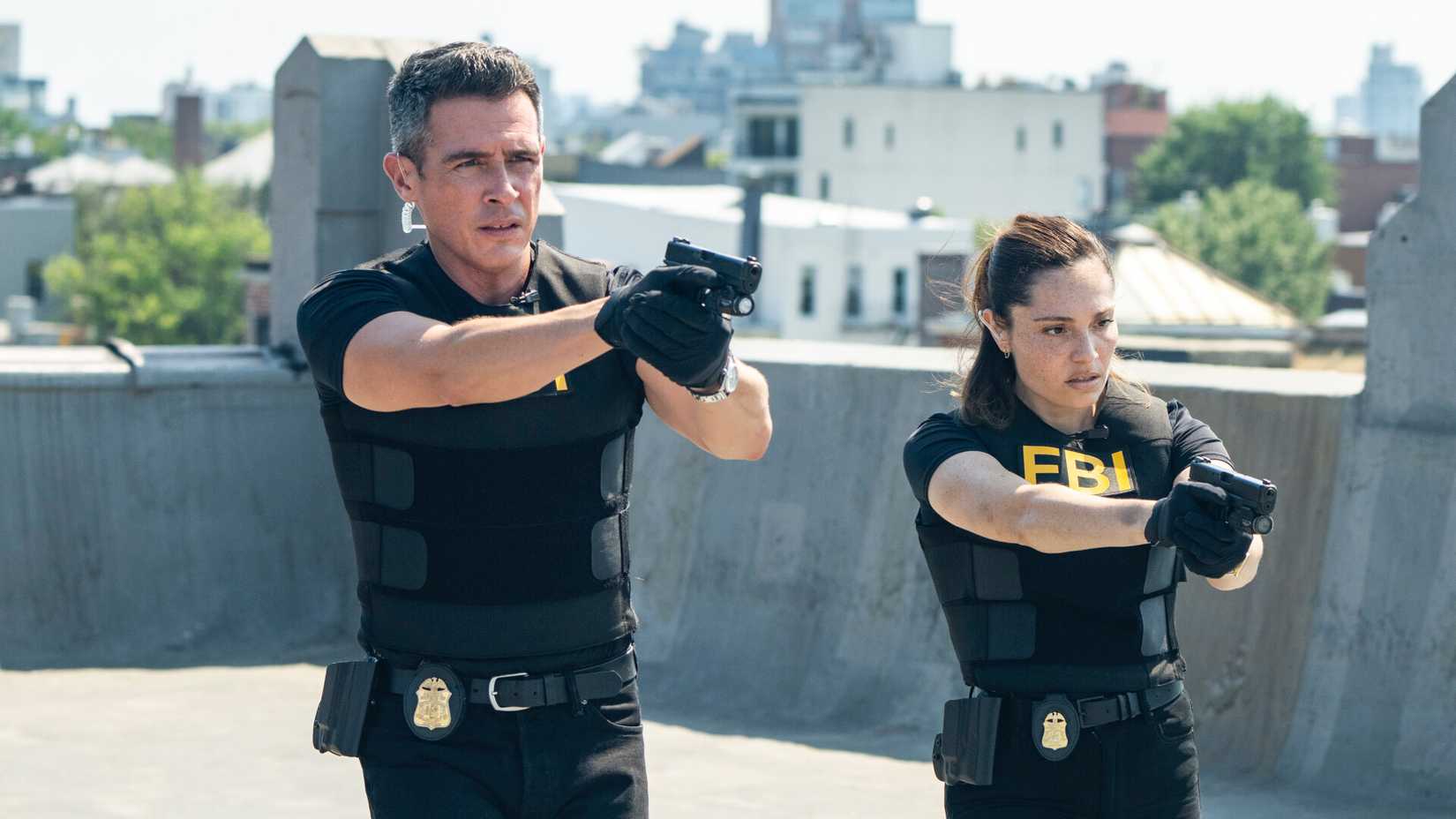 Scola and Eva in FBI