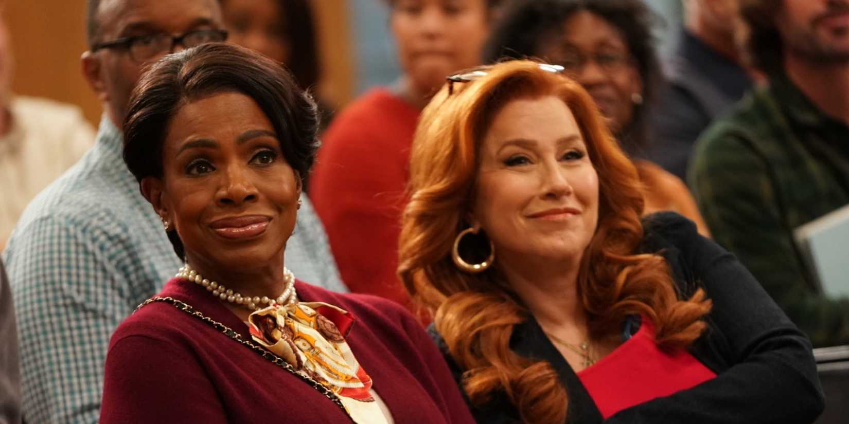 Sheryl Lee Ralph's Barbara and Lisa Ann Walter's Melissa sit together in Abbott Elementary