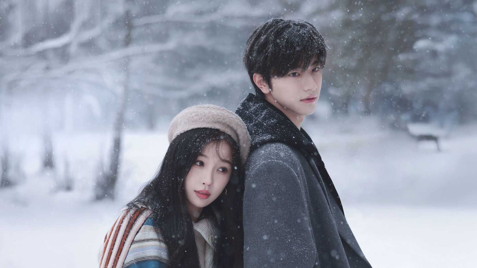 Lin Yi como Shan Chong e Esther Yu como Wei Zhi em Ski Into Love.