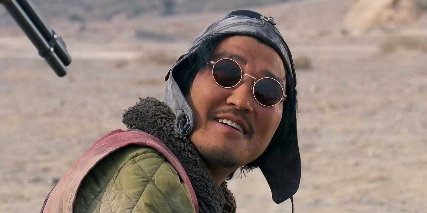 Song Kang-ho as Weird in The Good, The Bad, The Weird