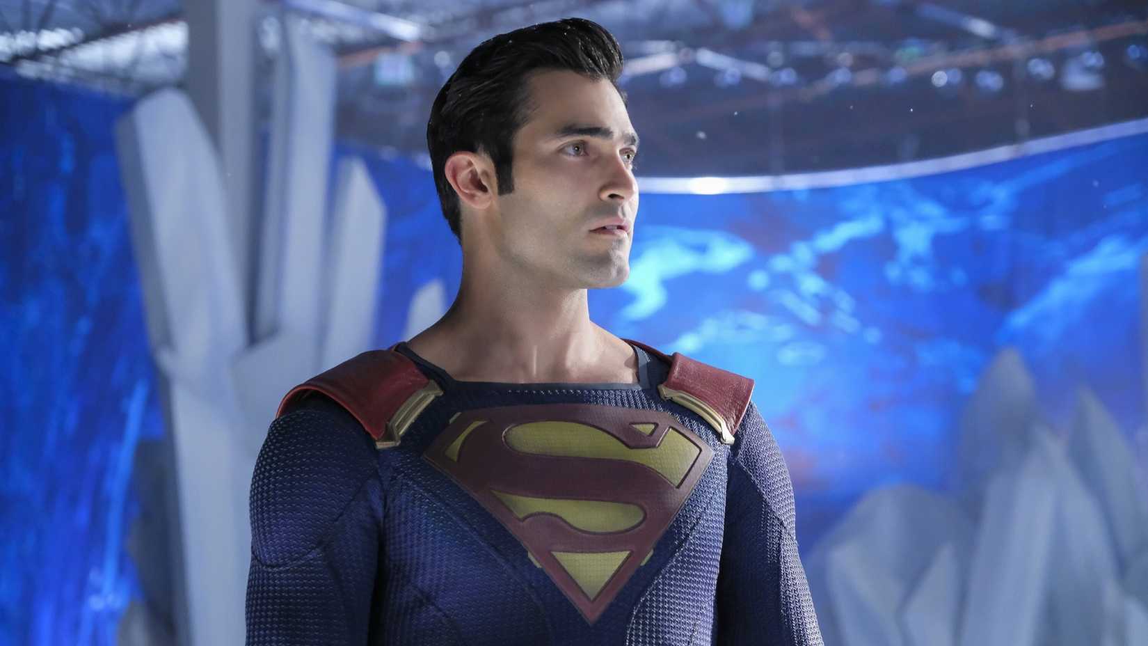 Tyler Hoechlin como Superman em Supergirl.