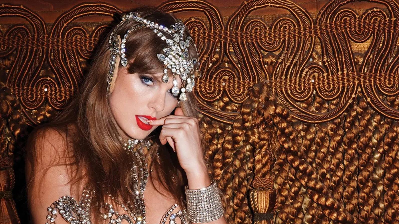 Are There Any Last Minute Music Halloween Costumes We Forgot?
